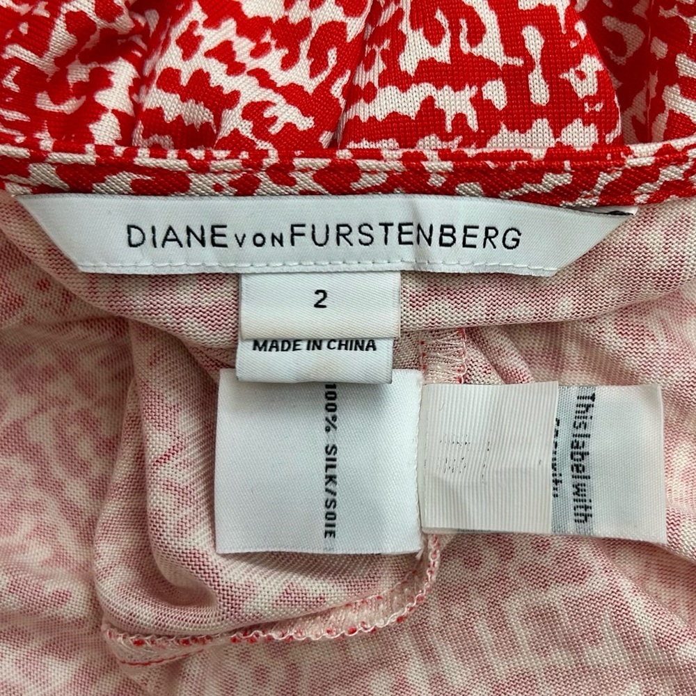Diane von Furstenberg New Yahzi Wrap Dress Red White Print Silk Size 2 - Picture 14 of 14